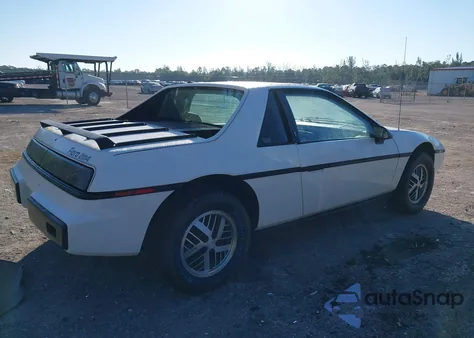 1984 Pontiac Fiero Se from USA, damaged, VIN 1G2AF37R5EP250197